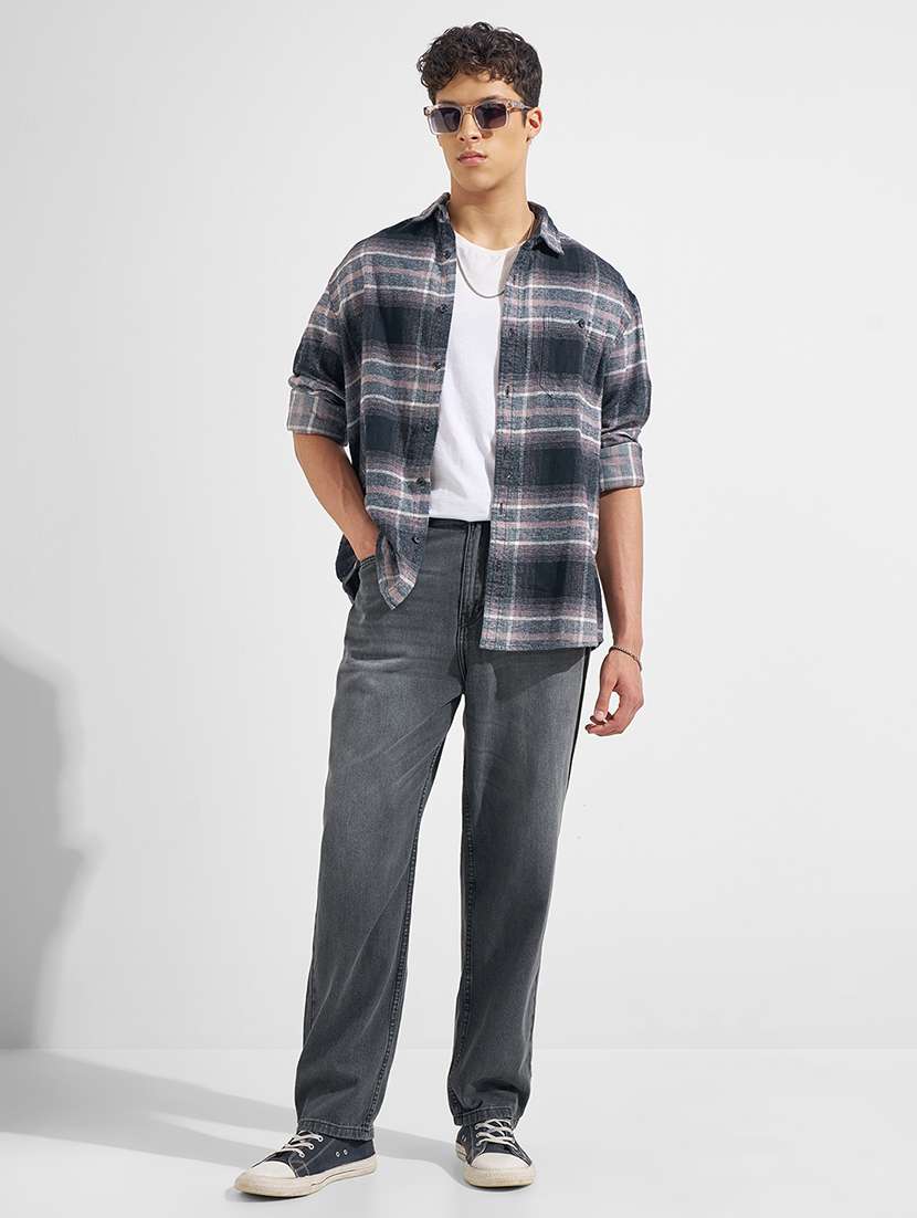 men washed mid rise jeans  - 22469131 -  Standard Image - 5