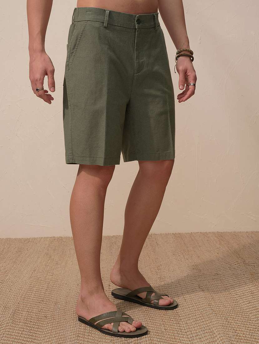 men solid mid rise shorts - 22469168 -  Standard Image - 3