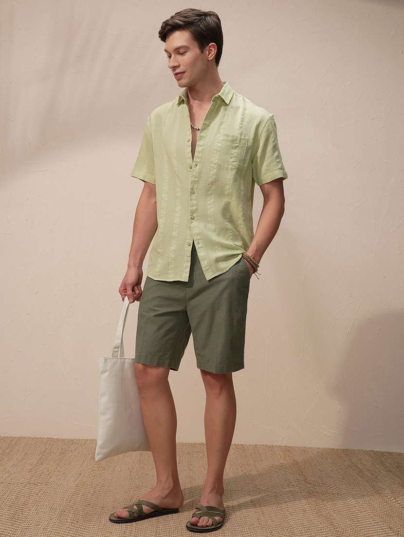 men solid mid rise shorts - 22469168 -  Standard Image - 5