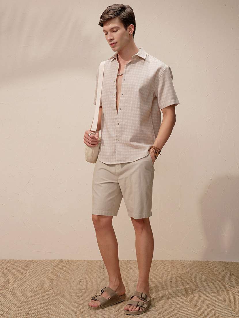 men mid rise beige cotton shorts - 22469169 -  Standard Image - 5
