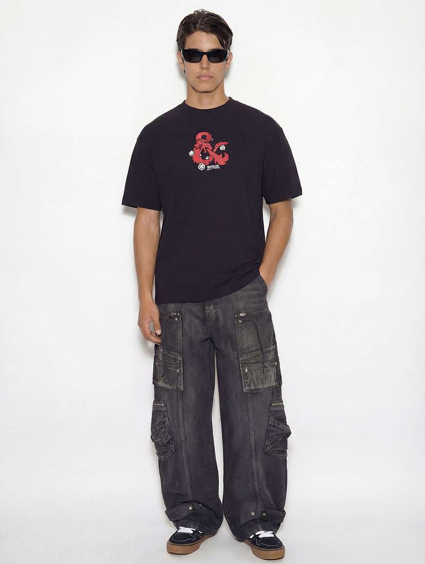 men black cotton blend plain t-shirt - 22469236 -  Standard Image - 5