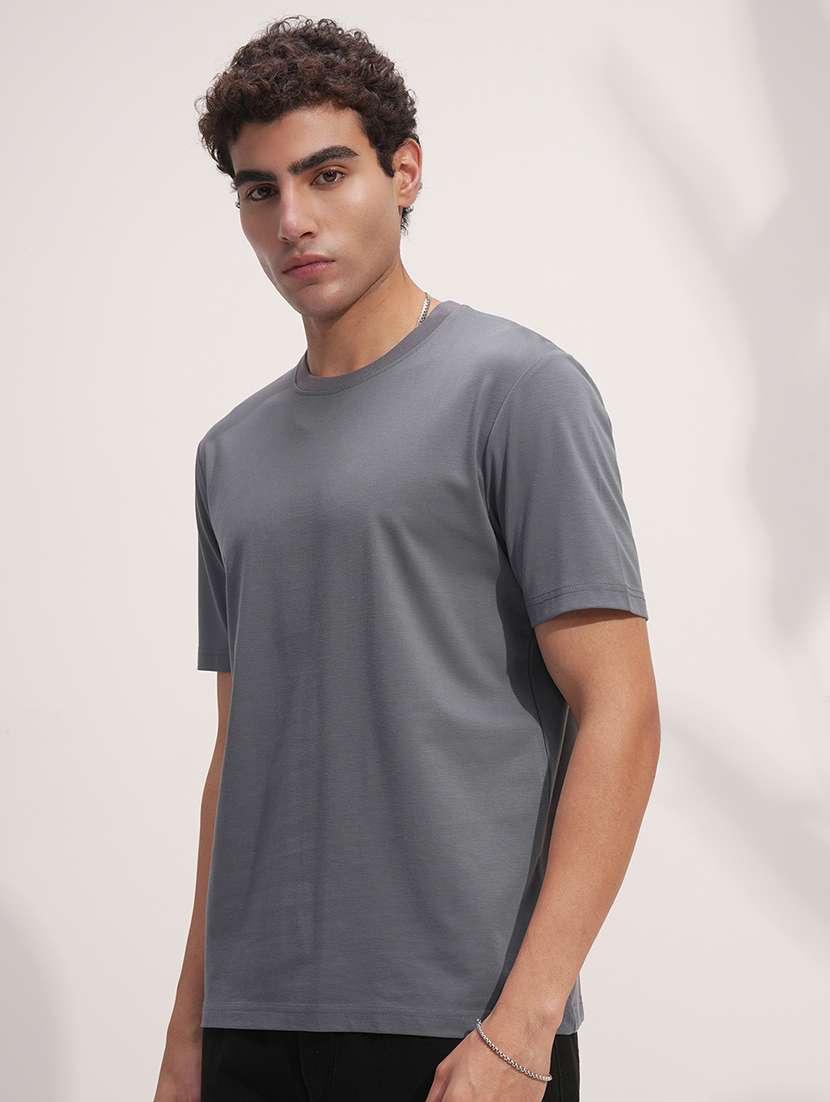 men  grey cotton blend solid regular t-shirt - 22469331 -  Standard Image - 3