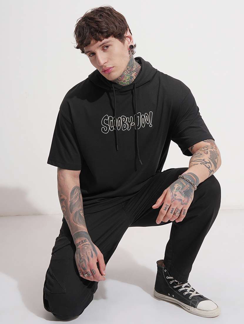 Men Black Printed Cotton Blend Oversized T-shirt - 22469345 -  Standard Image - 5