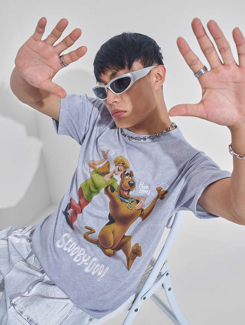 men printed scooby-doo graphic print t-shirt