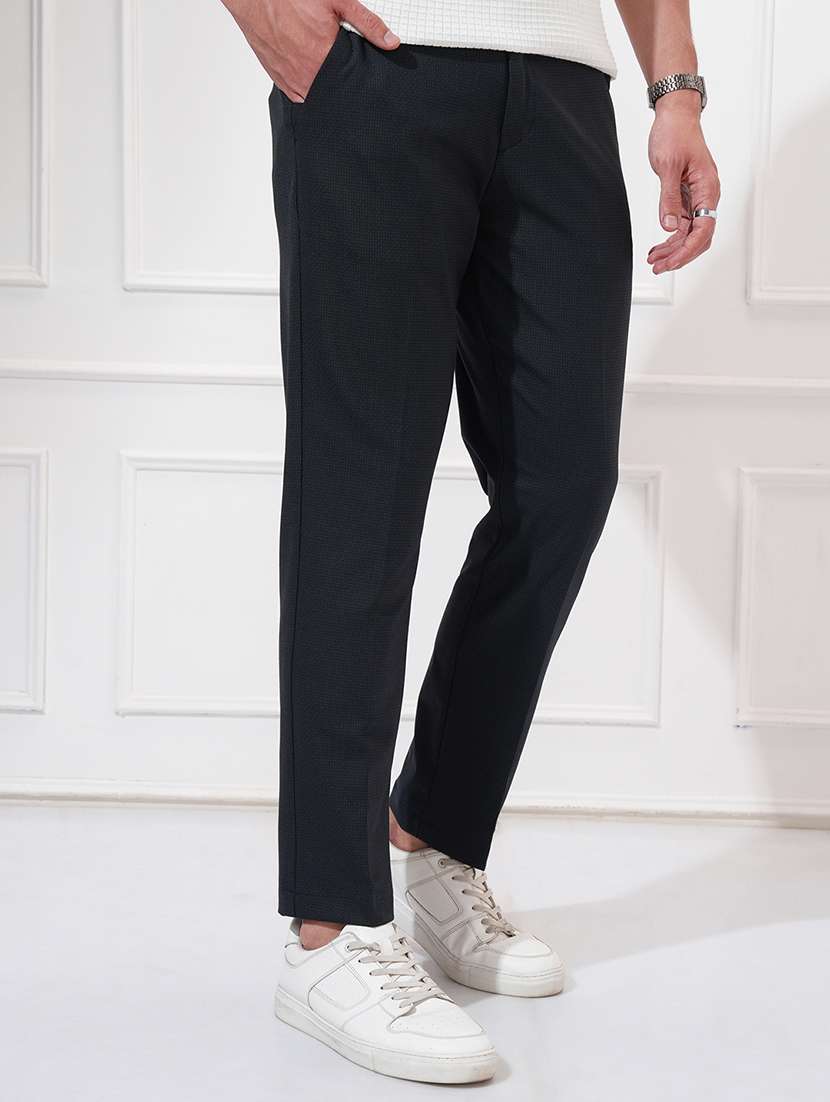 men textured mid rise chinos casual trouser