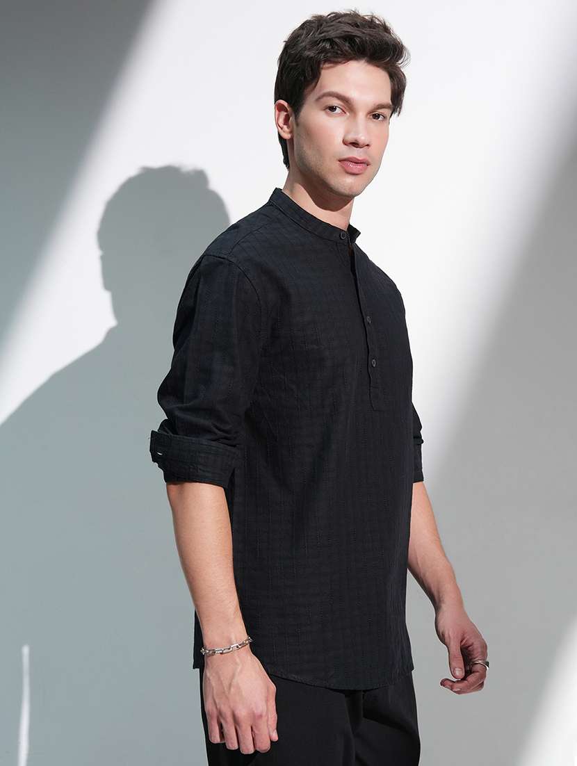 Men Self Design Mandarin Neck Short Kurta - 22469903 -  Standard Image - 3