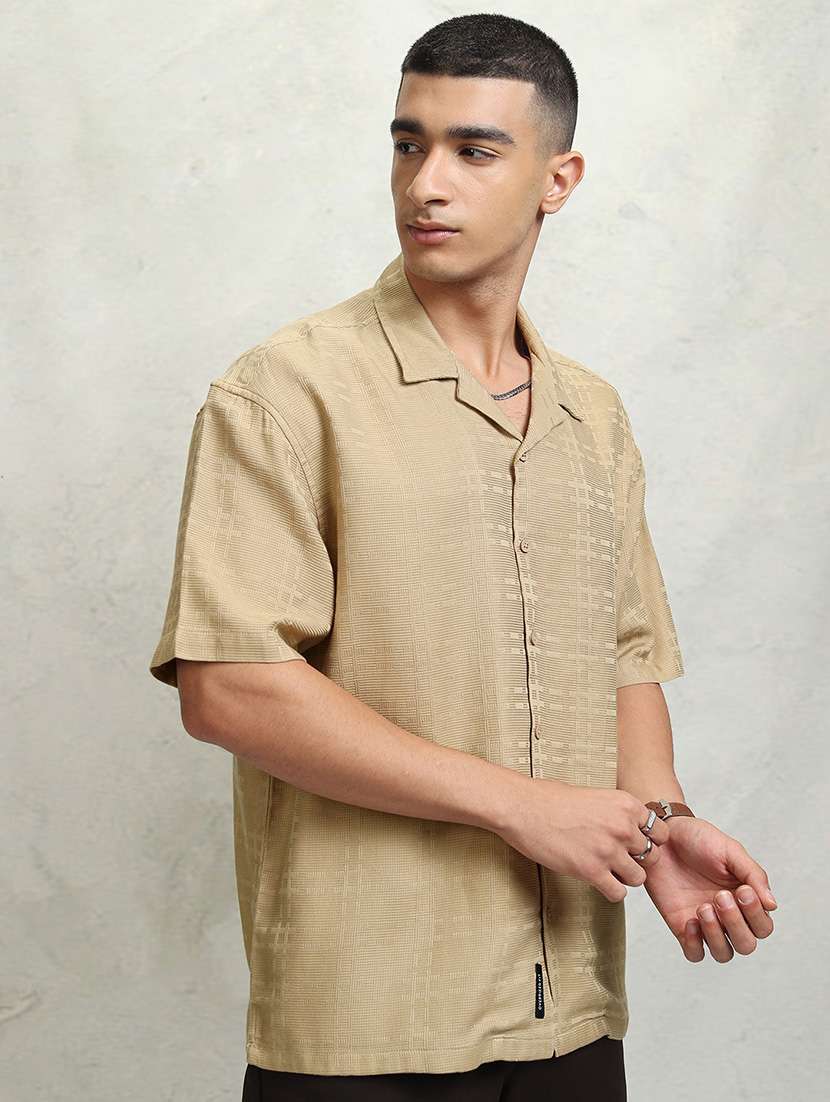 men self design short sleeve regular fit casual shirt - 22469930 -  Standard Image - 3