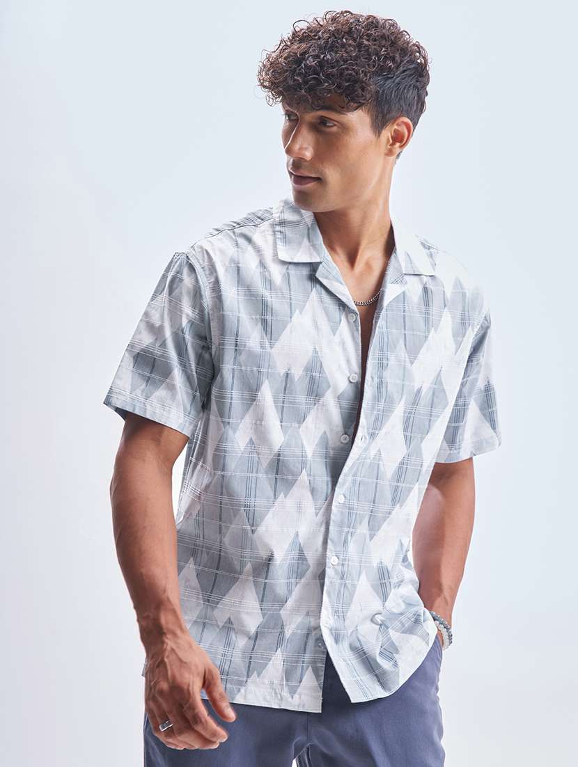 men printed short sleeve regular fit casual shirt