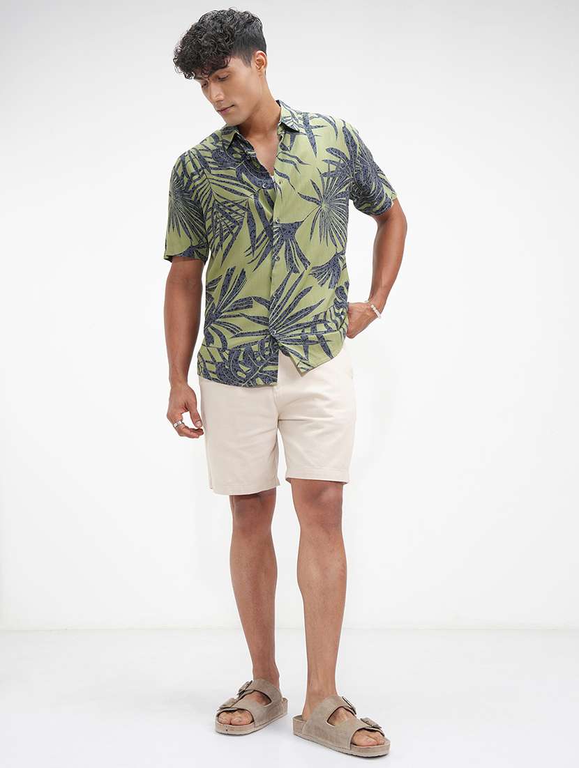 men printed short sleeve regular fit casual shirt - 22470038 -  Standard Image - 5
