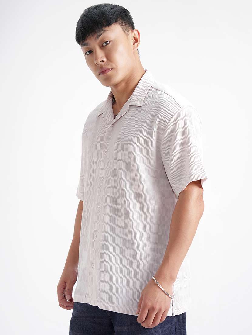 men textured short sleeve regular fit casual shirt - 22470039 -  Standard Image - 3