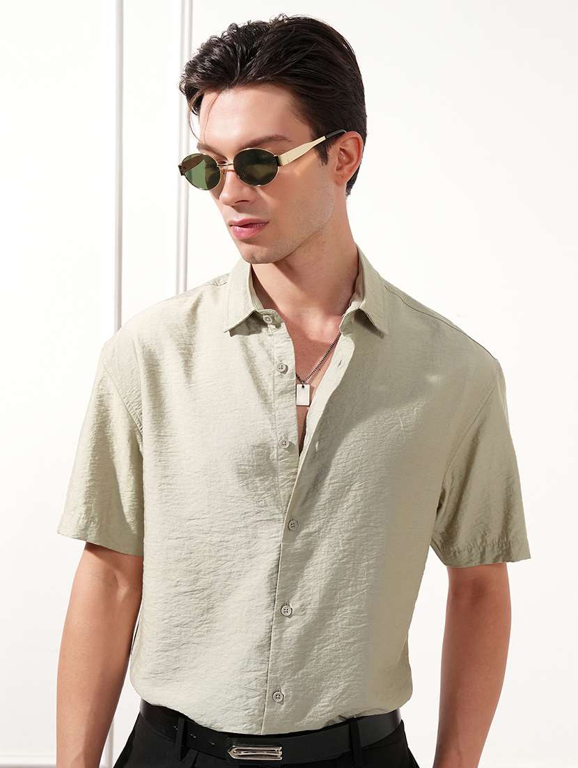 men self design short sleeve regular fit casual shirt