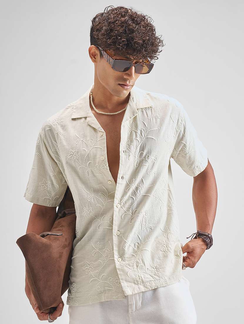 men self design short sleeve regular fit casual shirt