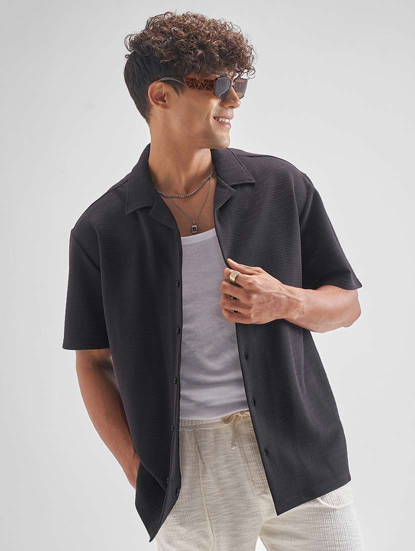 men self design short sleeve regular fit casual shirt