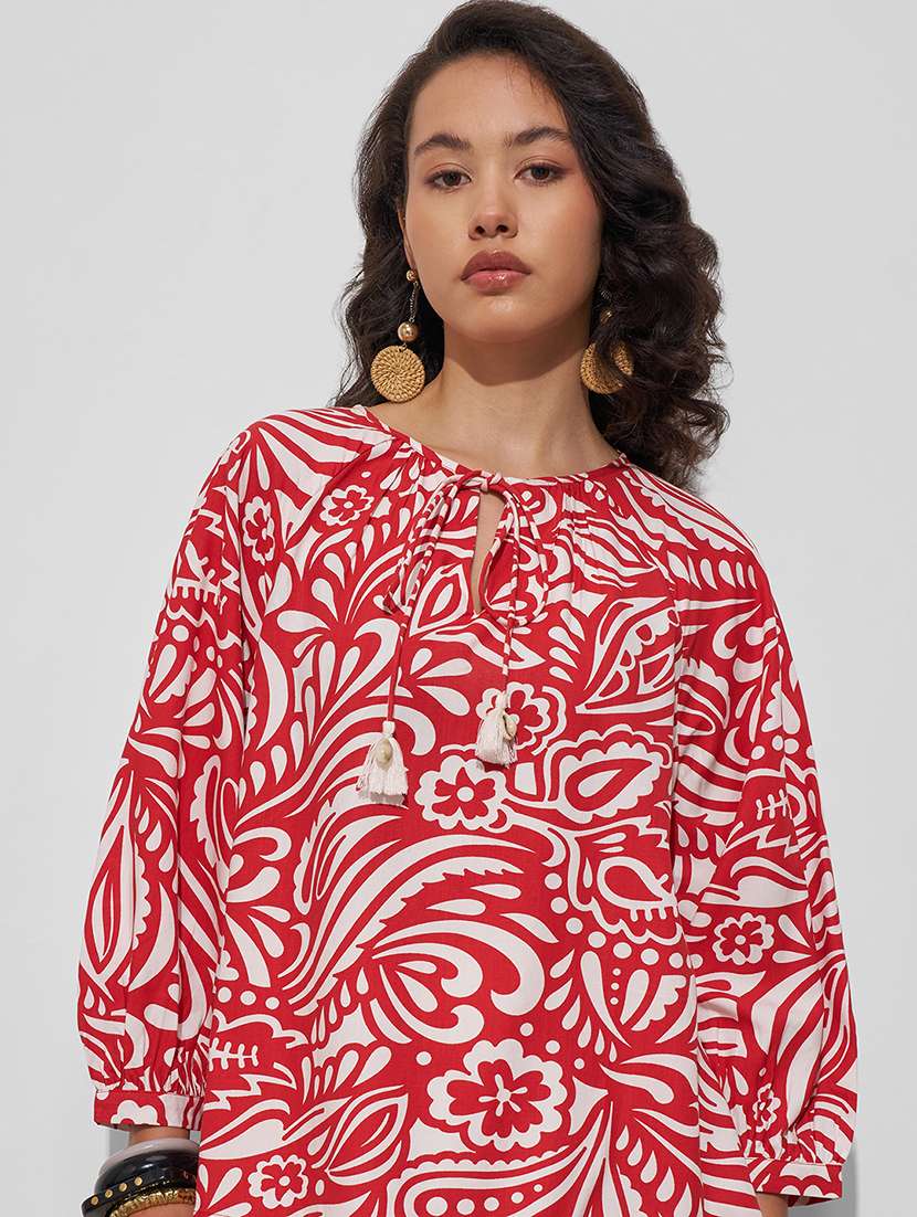 women printed off white viscose regular top