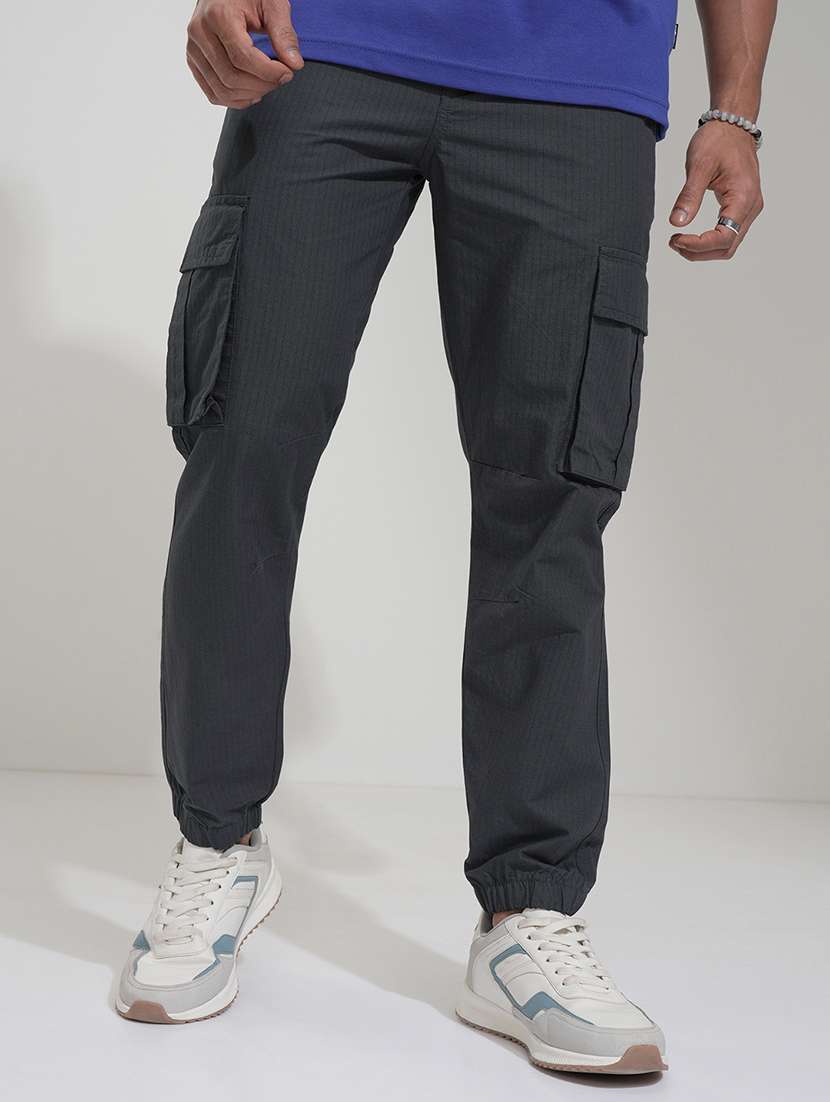 men black solid cargo