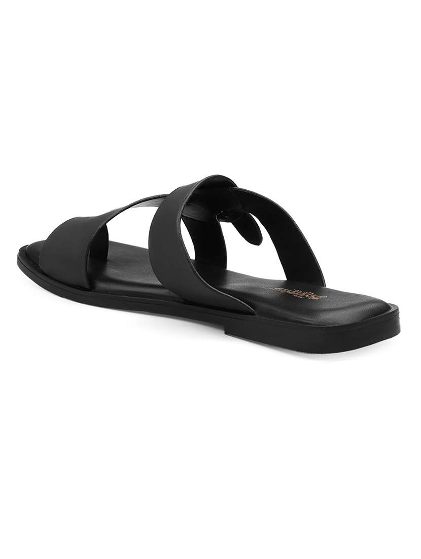men solid one toe sandal  - 22471624 -  Standard Image - 3