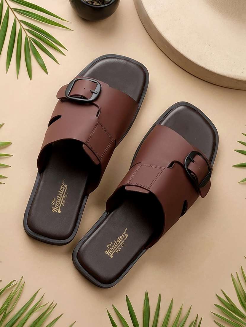 men solid slip on sandal