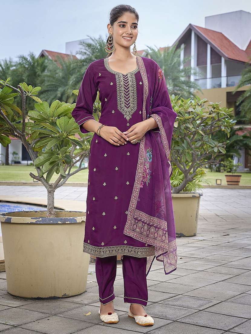 women purple suit set