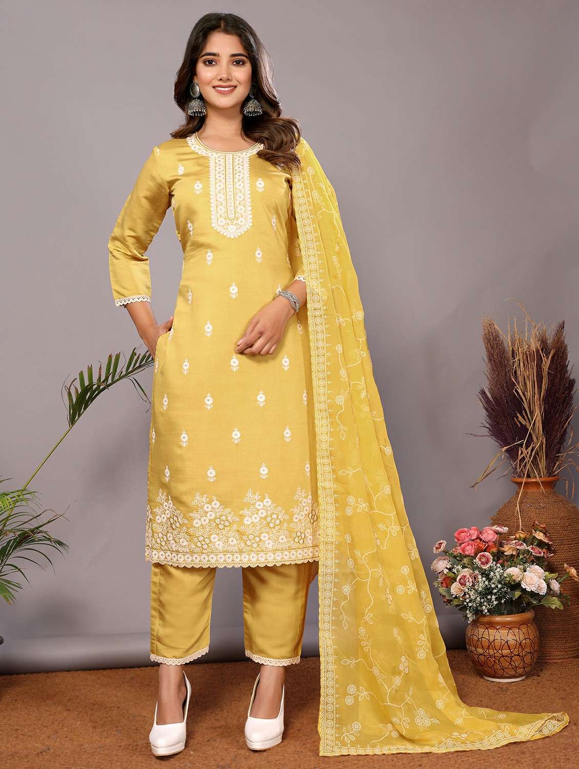 women yellow suit set