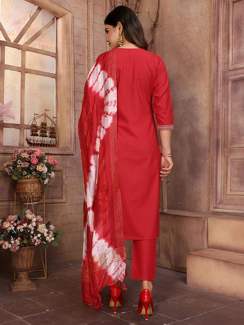 women red suit set - 22471710 -  Standard Image - 3