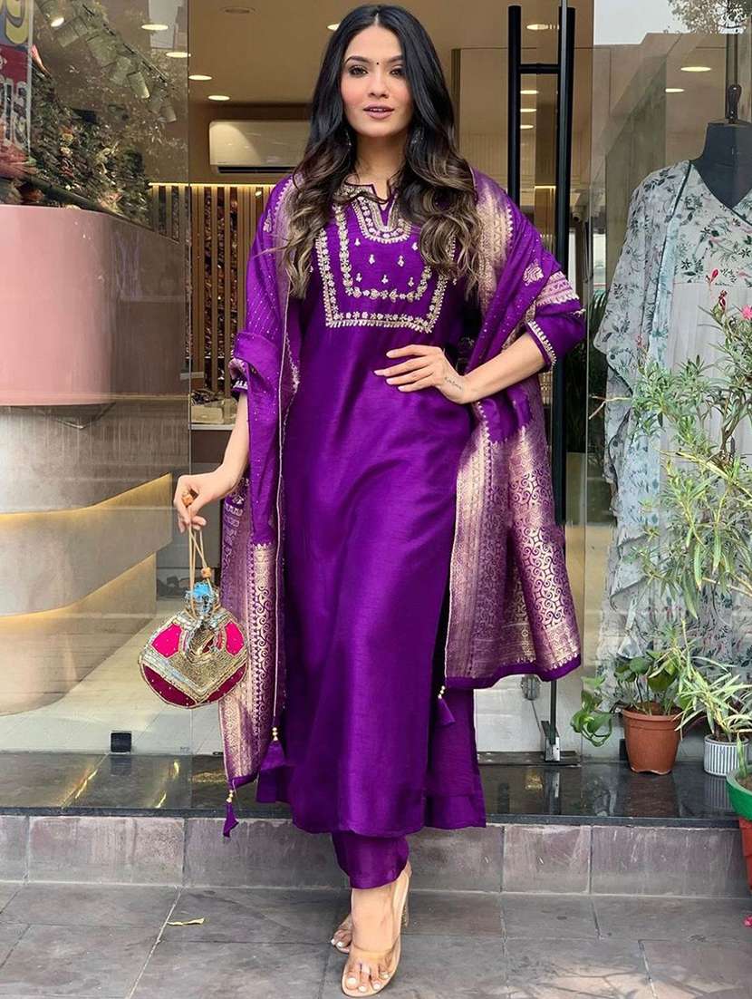 women purple suit set