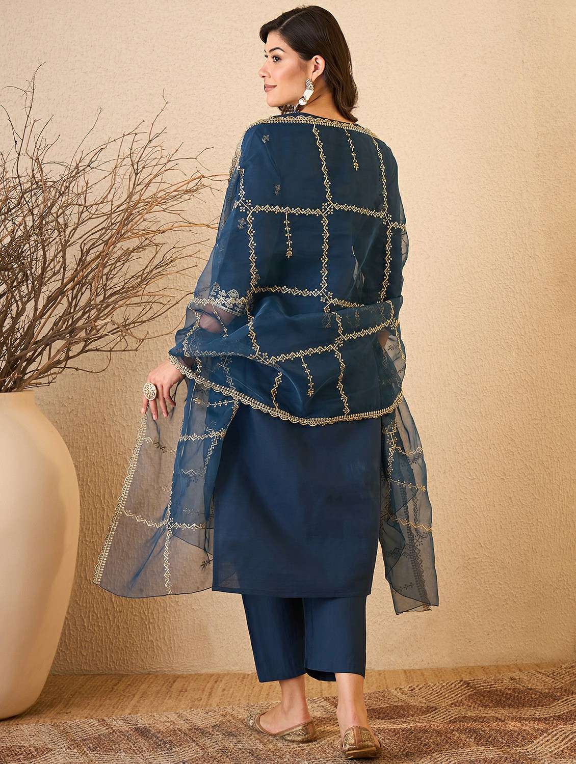 women blue suit set - 22471741 -  Standard Image - 3