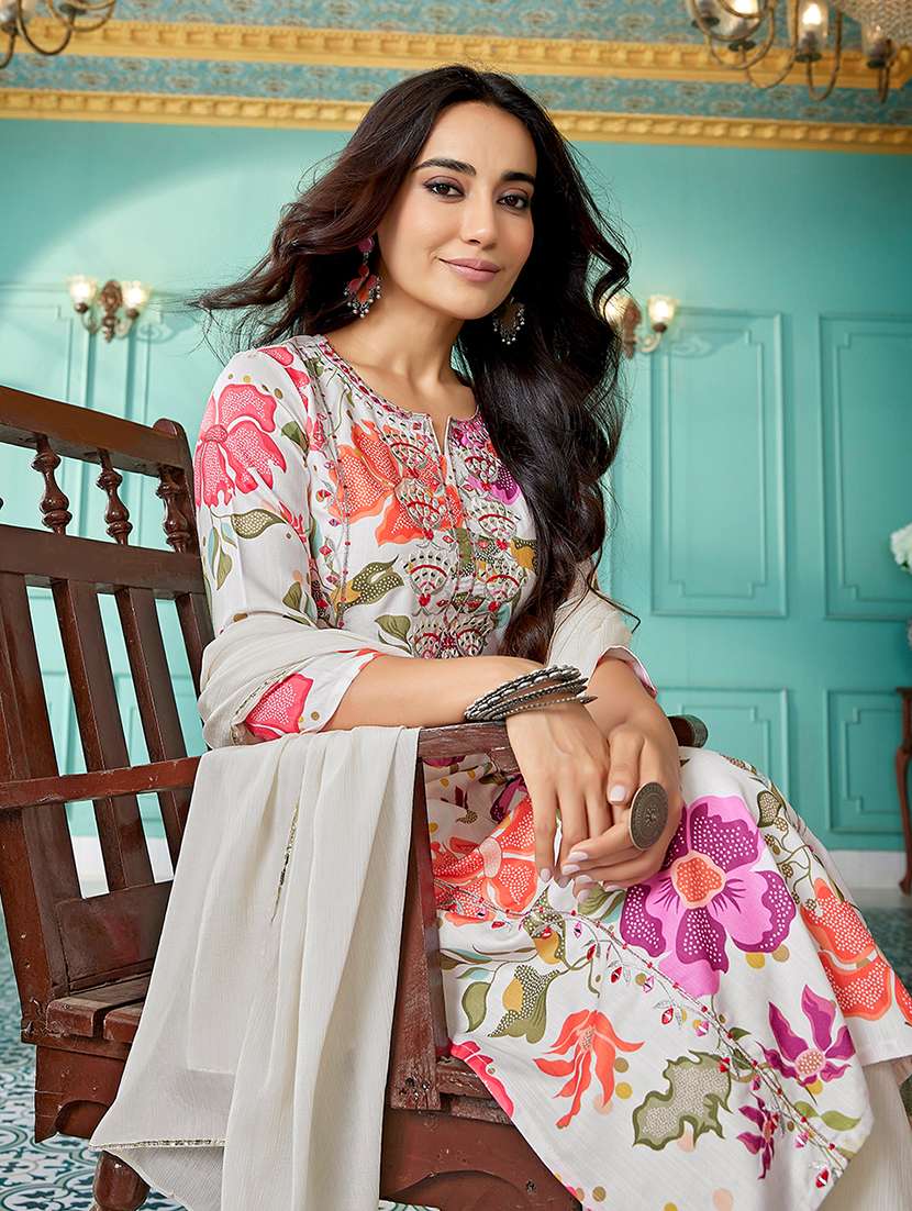 women printed three quarter sleeves kurta sharara set with dupatta - 22471829 -  Standard Image - 5