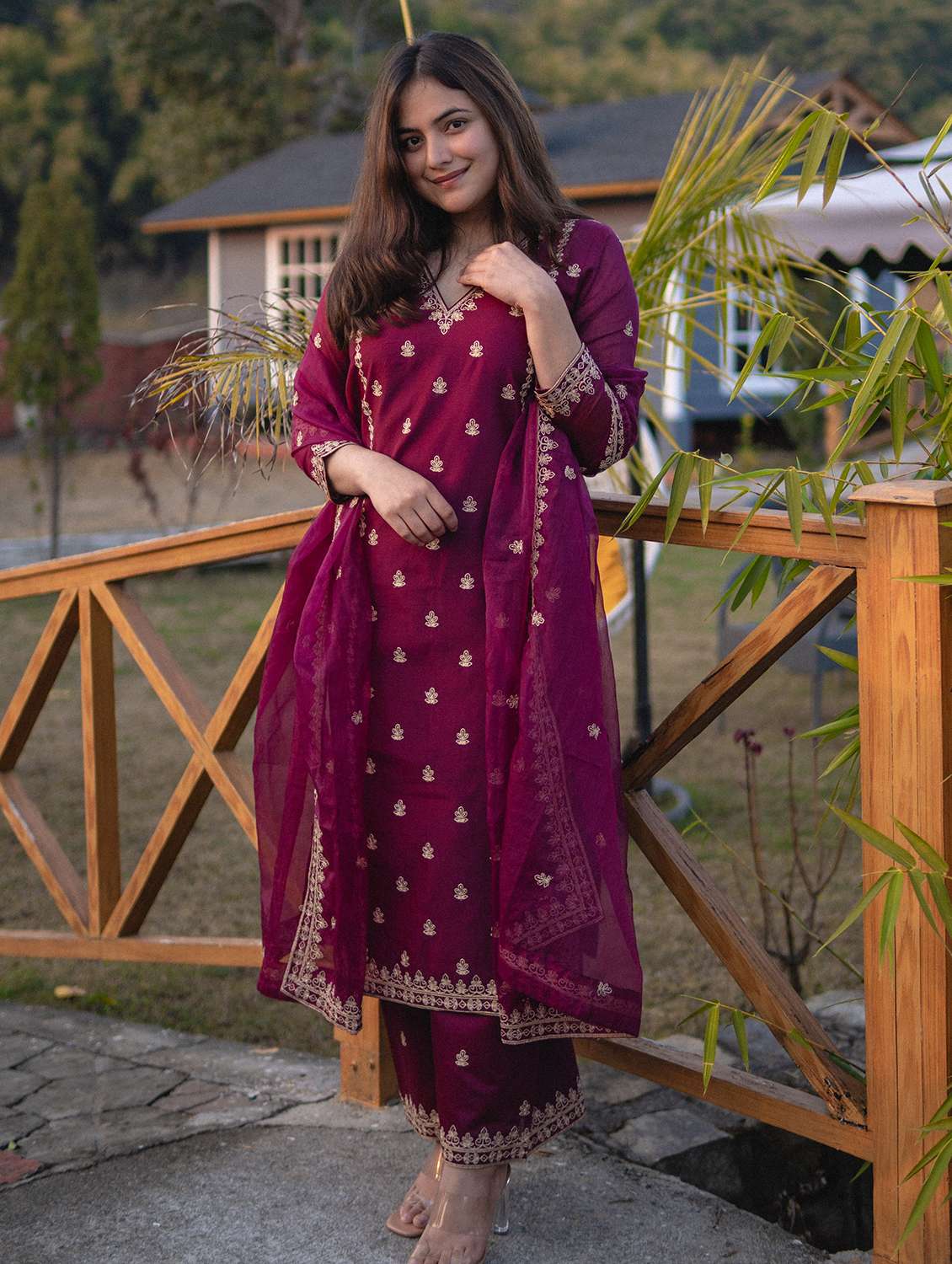 women embroidered three quarter sleeves kurta pant set with dupatta