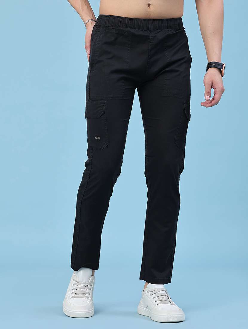 men solid mid rise regular fit cargo 