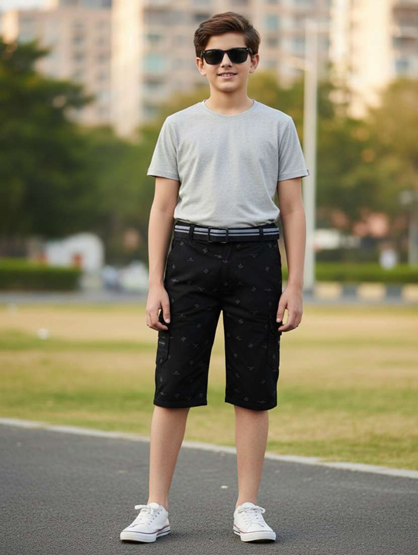 boys printed mid rise cargo three fourth shorts