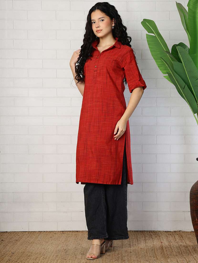 women red cotton straight kurta - 22472536 -  Standard Image - 3