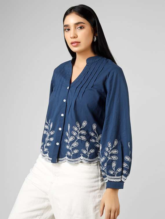 women printed blue cotton crop top - 22472571 -  Standard Image - 3