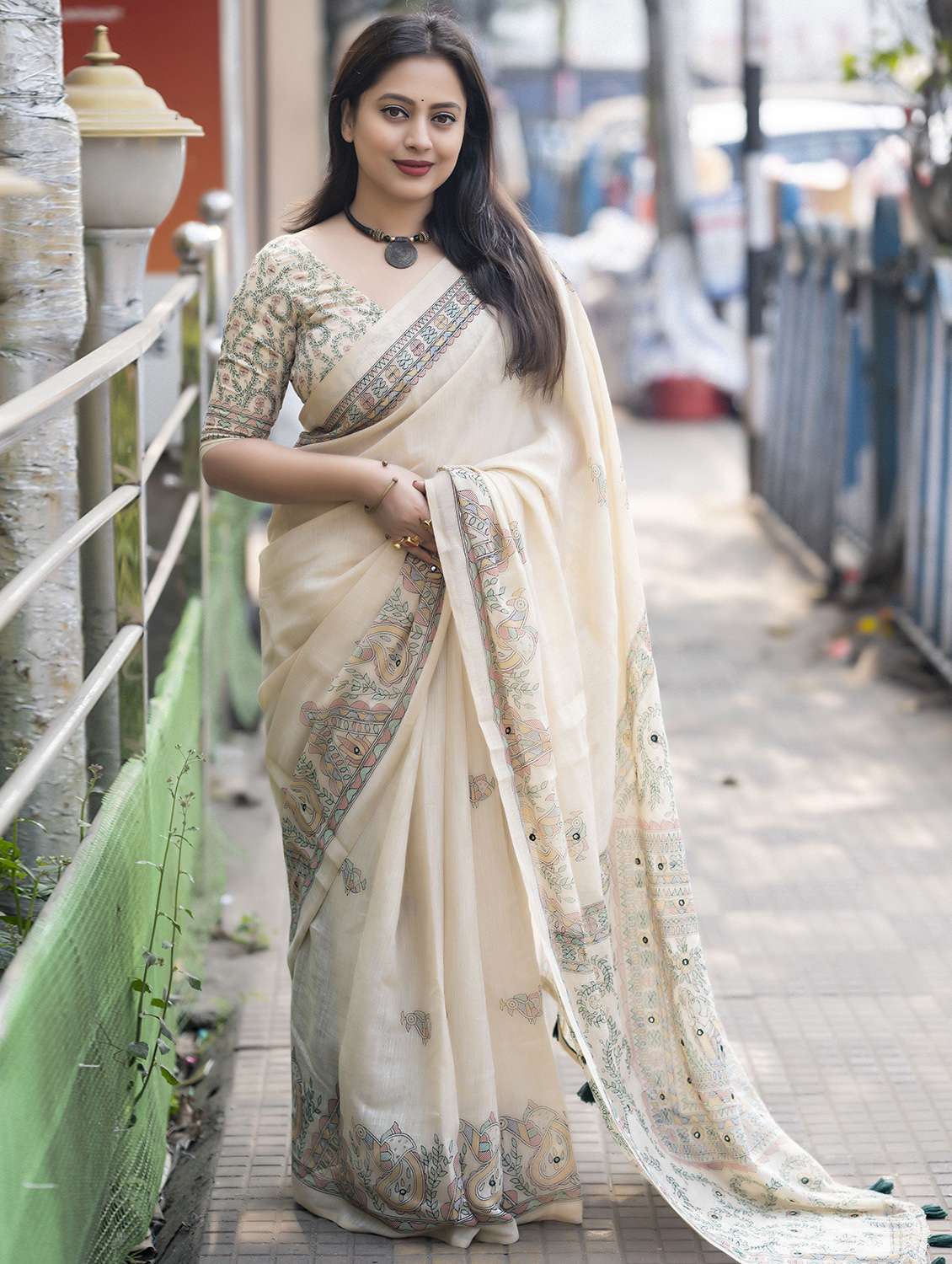 women printed casual wear saree with blouse