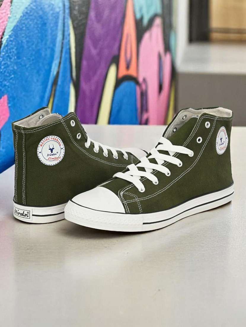 men solid lace up sneaker