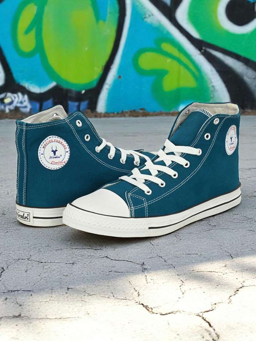 men solid lace up sneaker