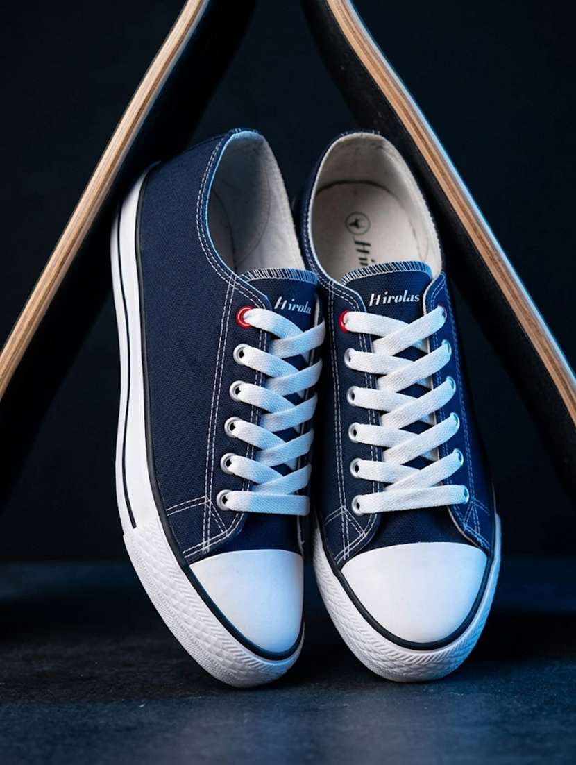women blue lace-up casual shoe