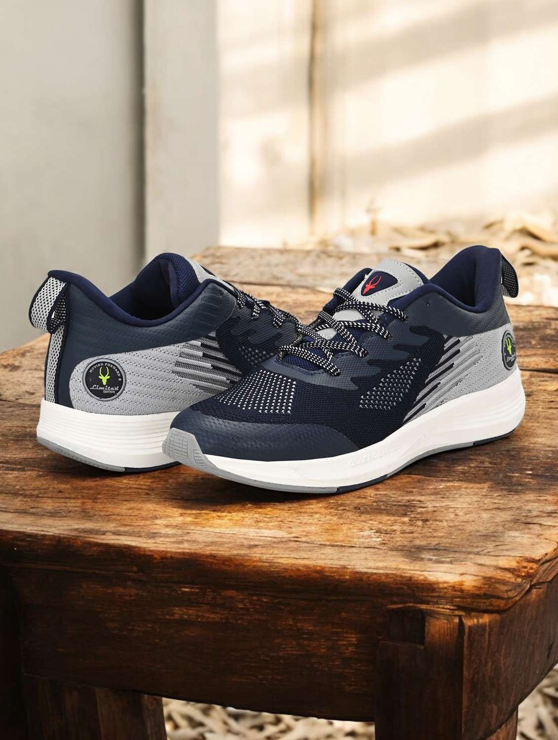 men solid  navy blue lace up shoe