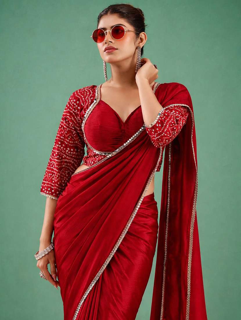 women solid with embellished bordered saree with blouse - 22473286 -  Standard Image - 3
