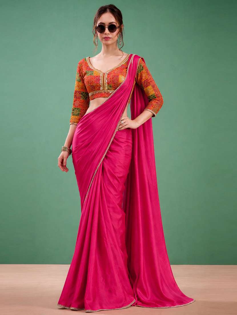 women solid with bordered saree with blouse
