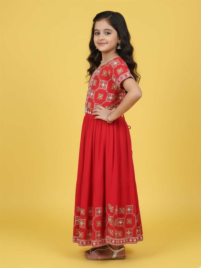 girl maroon cotton blend lehenga choli - 22473429 -  Standard Image - 3