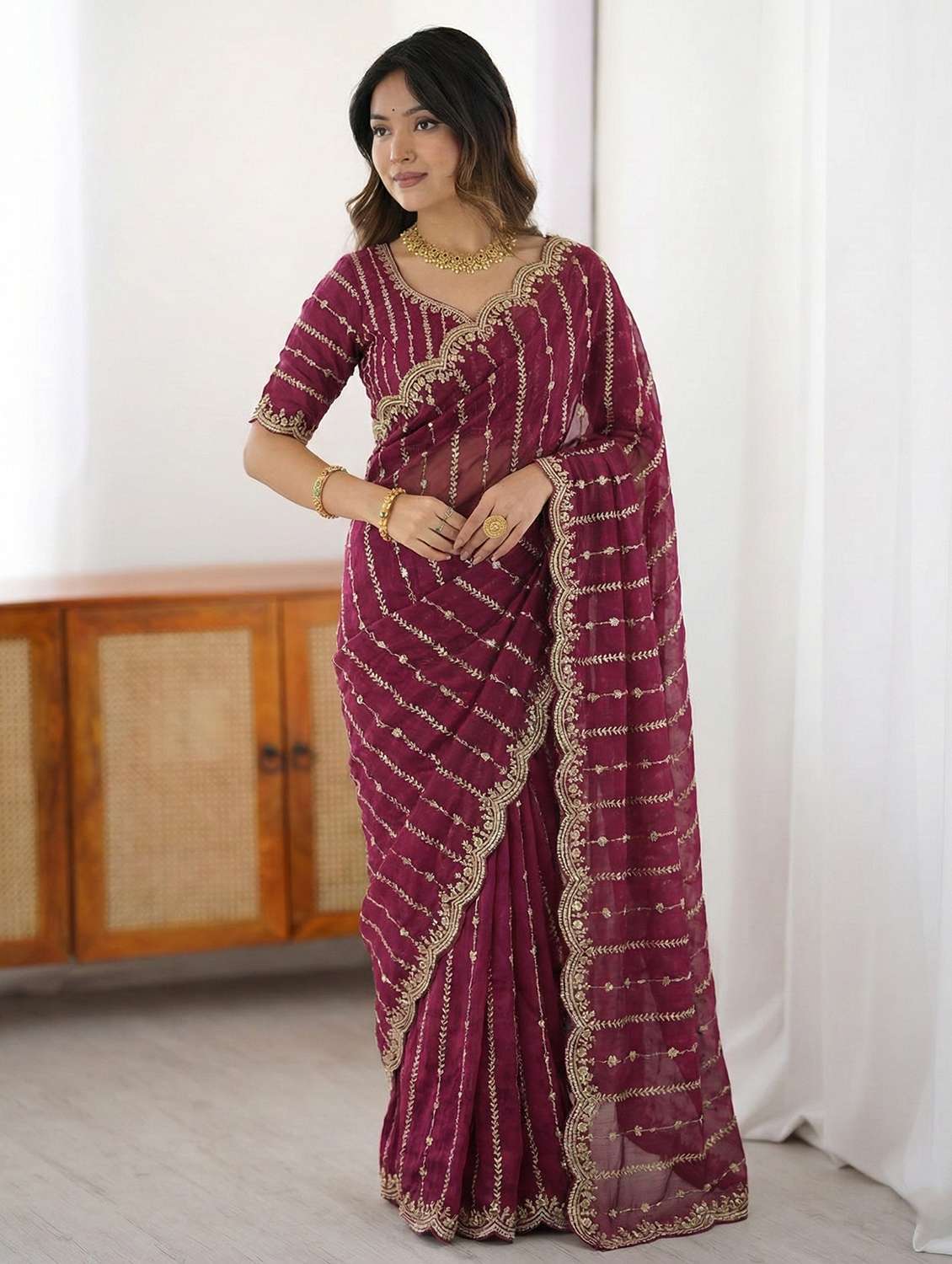 women red embellished saree with blouse