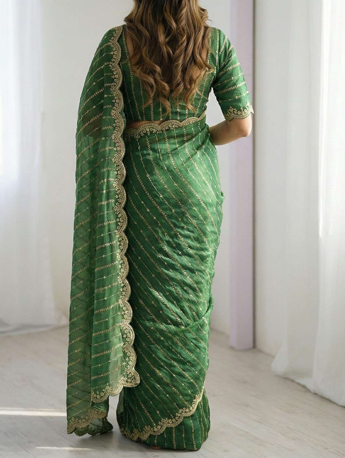 women green embellished saree with blouse - 22473654 -  Standard Image - 3