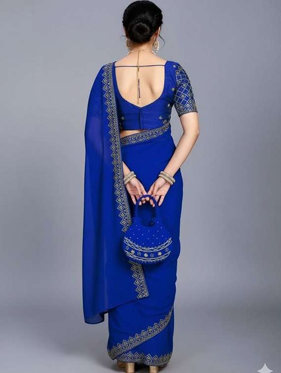 women solid with bordered saree with blouse - 22478175 -  Standard Image - 3