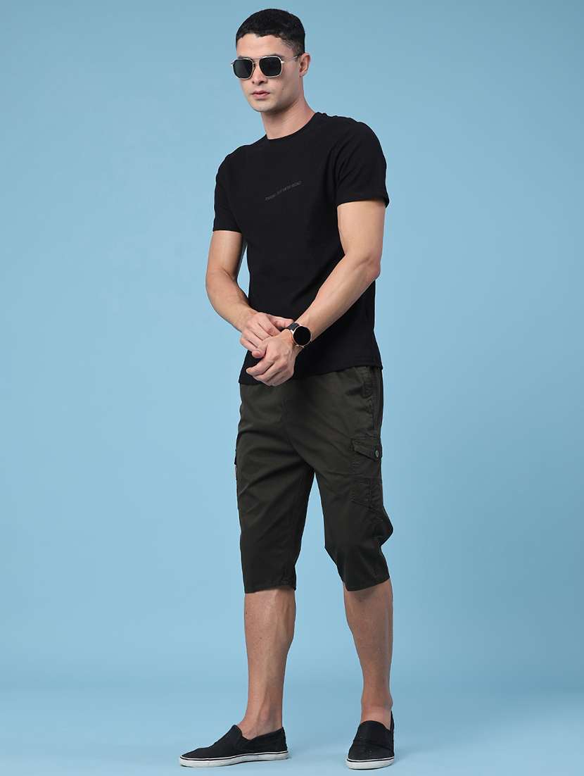 men solid mid rise cargo shorts - 22479675 -  Standard Image - 5