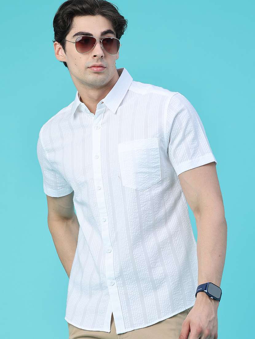 men self design short sleeve regular fit casual shirt