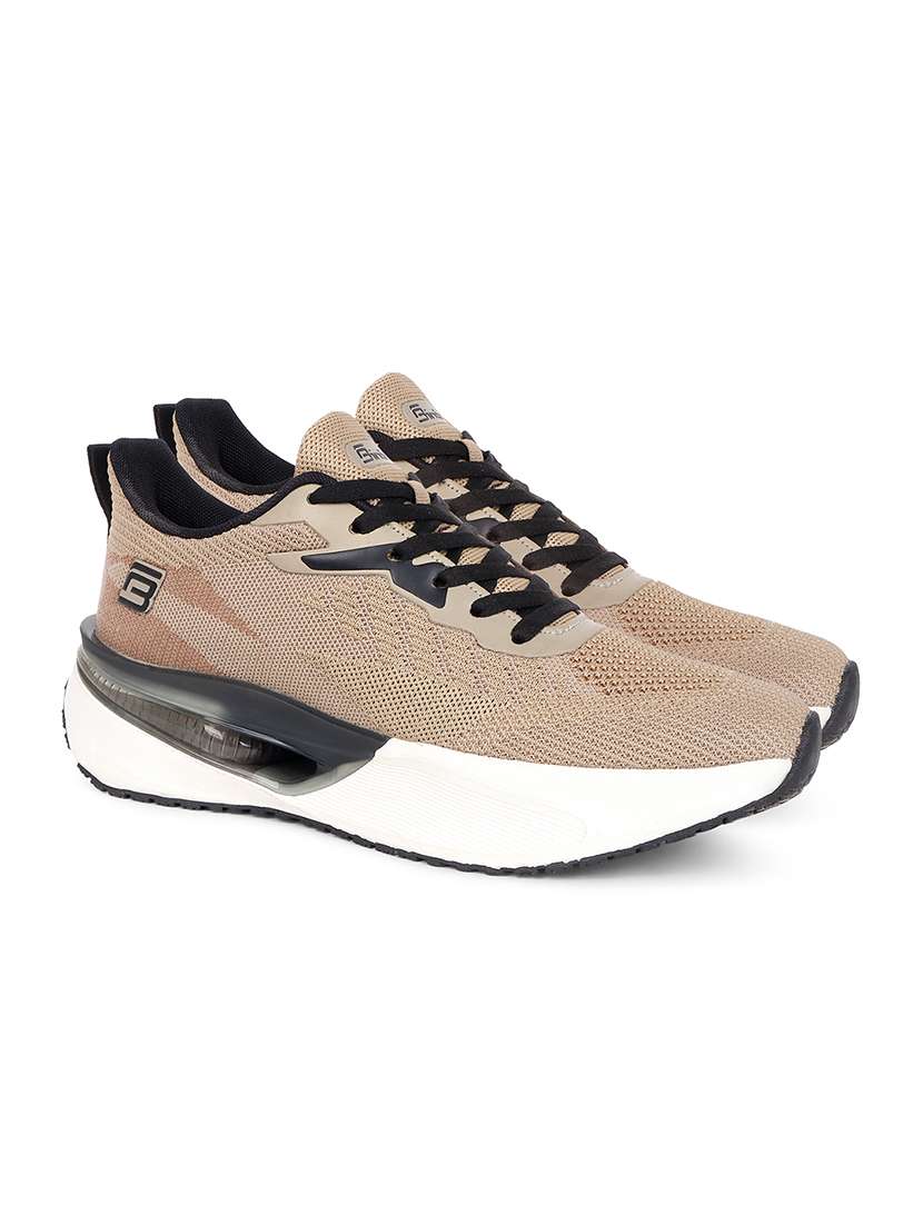 men beige lace up sneaker