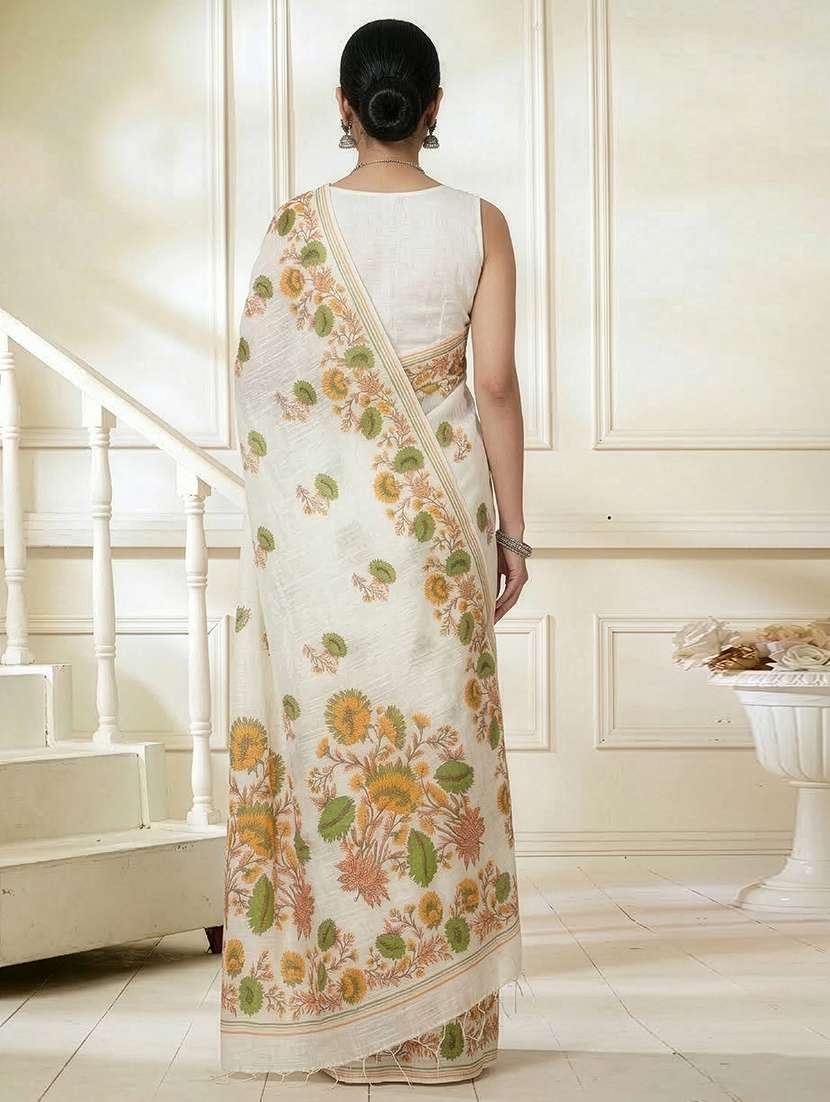 Women Floral Printed Handloom Saree With Blouse - 22480638 -  Standard Image - 3