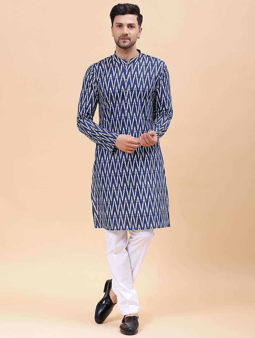 men printed mandarin neck kurta pyjama set