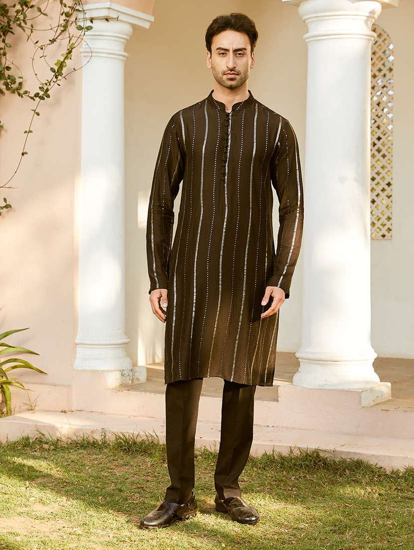 men solid with work mandarin neck kurta pyjama set