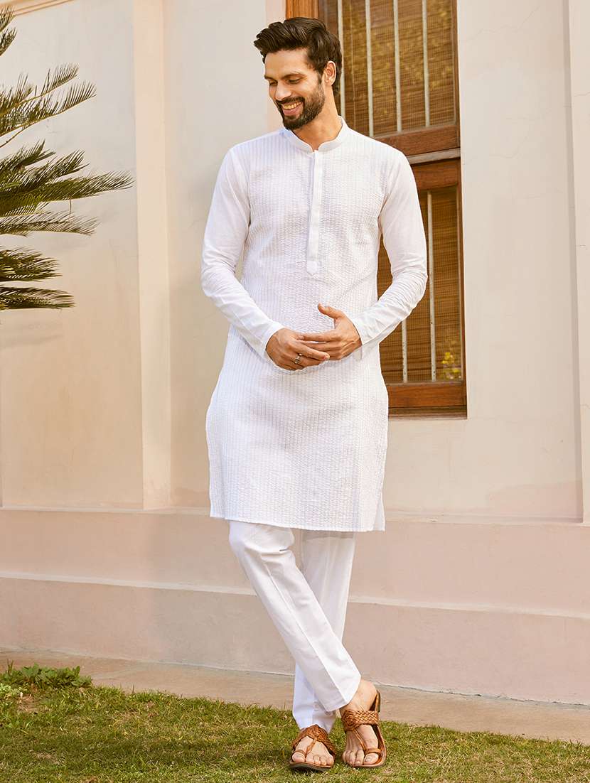 men solid with work mandarin neck kurta pyjama set